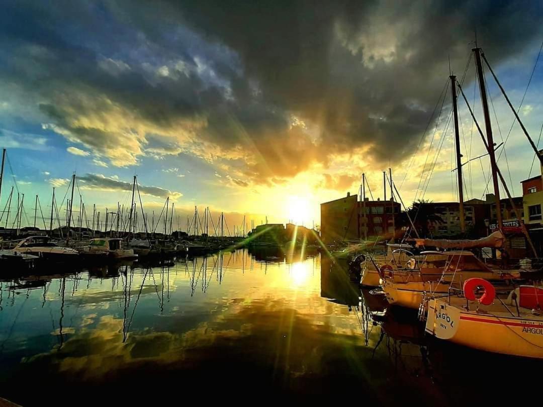 Cap D'Agde Port Lano T2 Clim, Piscine, Tennis Et Parking 외부 사진